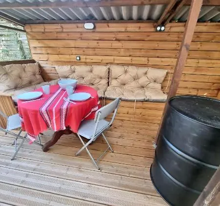 Nouveaute Maison Cocooning Avec Jardin, Terrasse Couverte Et Jacuzzi Semesterbostad