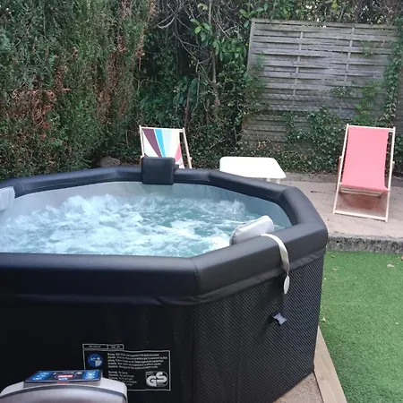 Nouveaute Maison Cocooning Avec Jardin, Terrasse Couverte Et Jacuzzi *