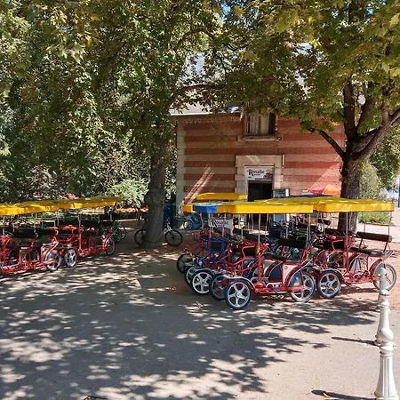 Semesterbostad Nouveaute Maison Cocooning Avec Jardin, Terrasse Couverte Et Jacuzzi Bellerive-sur-Allier